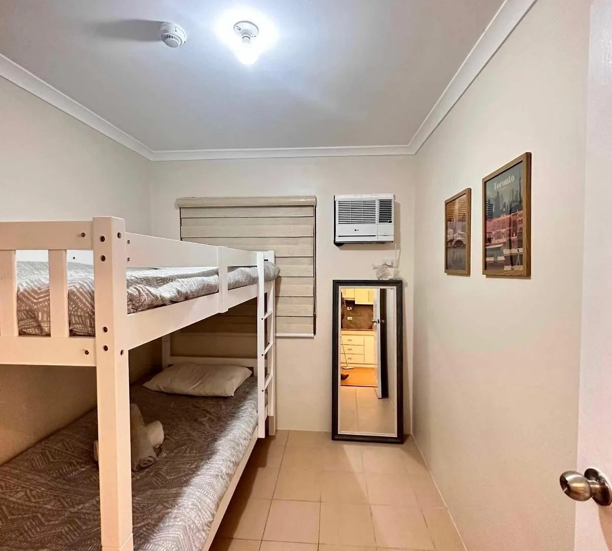 J&H Residence Davao City 0*,